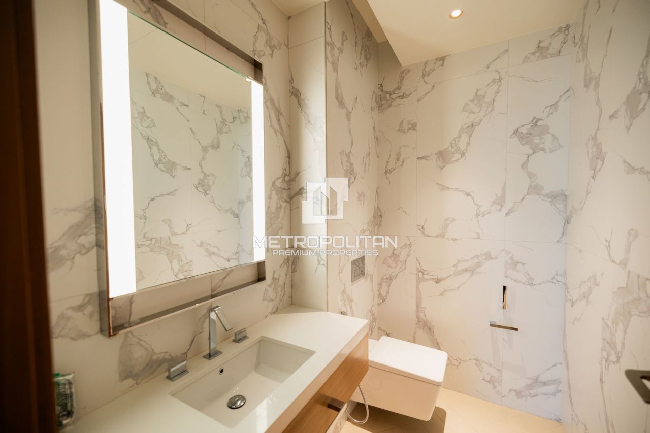 Apartment in Dubai, UAE, 156 m² - picture 10