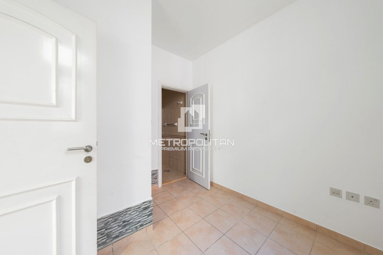 Villa in Dubai, UAE, 888 m² - picture 12