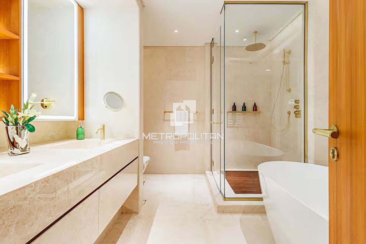 Apartment in Dubai, UAE, 126 m² - picture 12