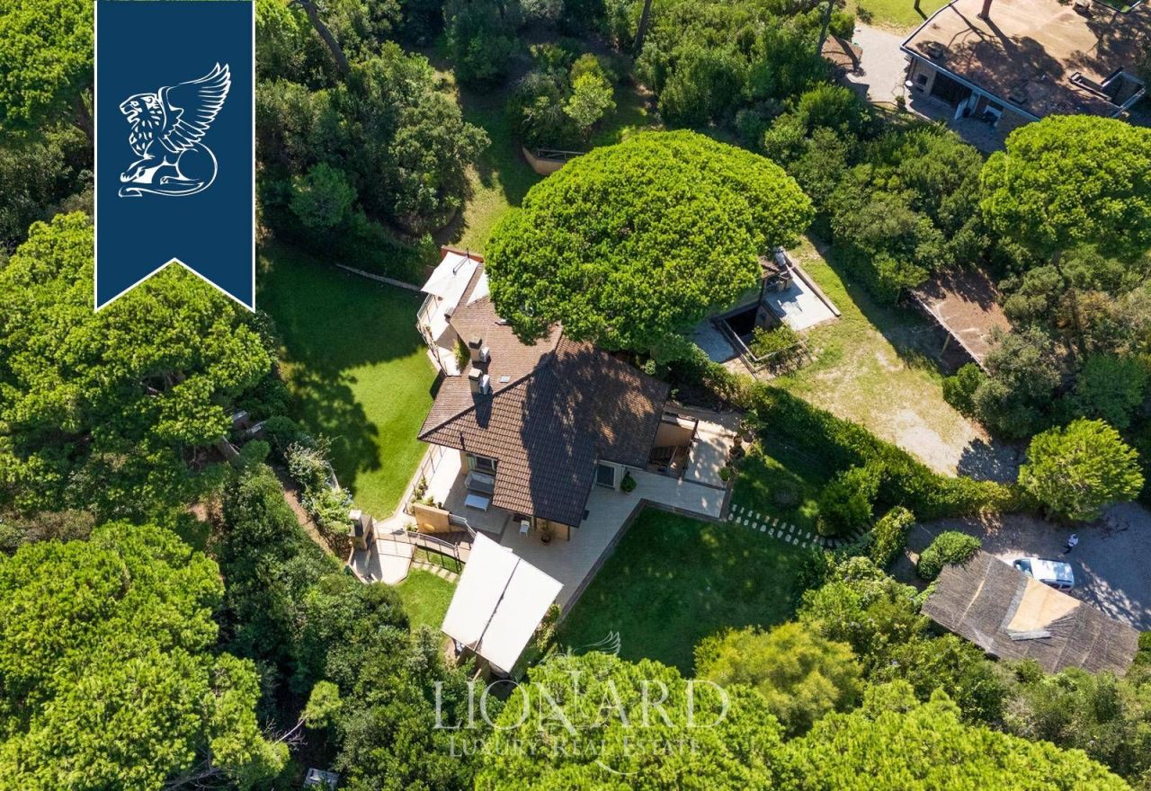 Villa à Castiglione della Pescaia, Italie, 300 m² - image 2