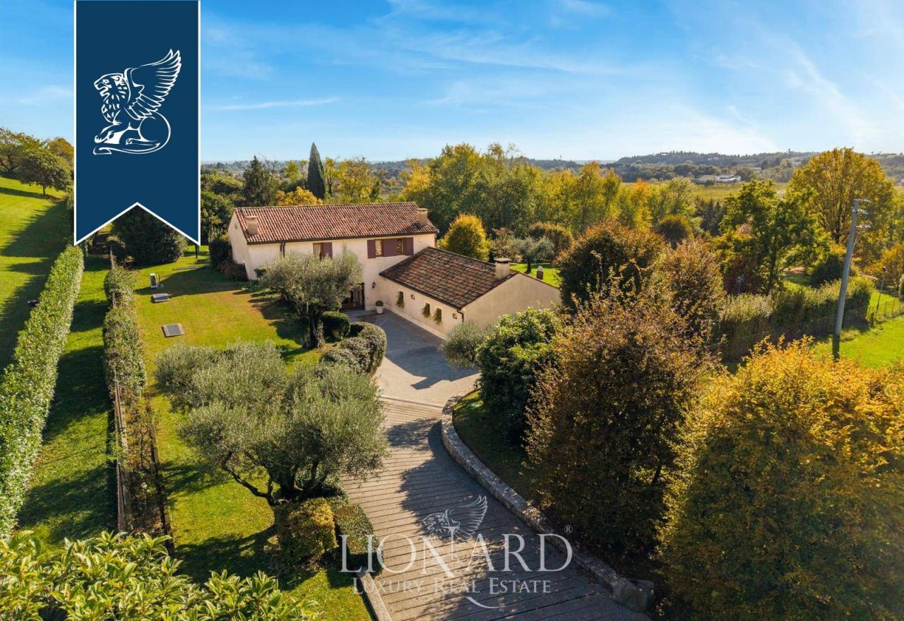 Villa in Conegliano, Italy, 600 m² - picture 3