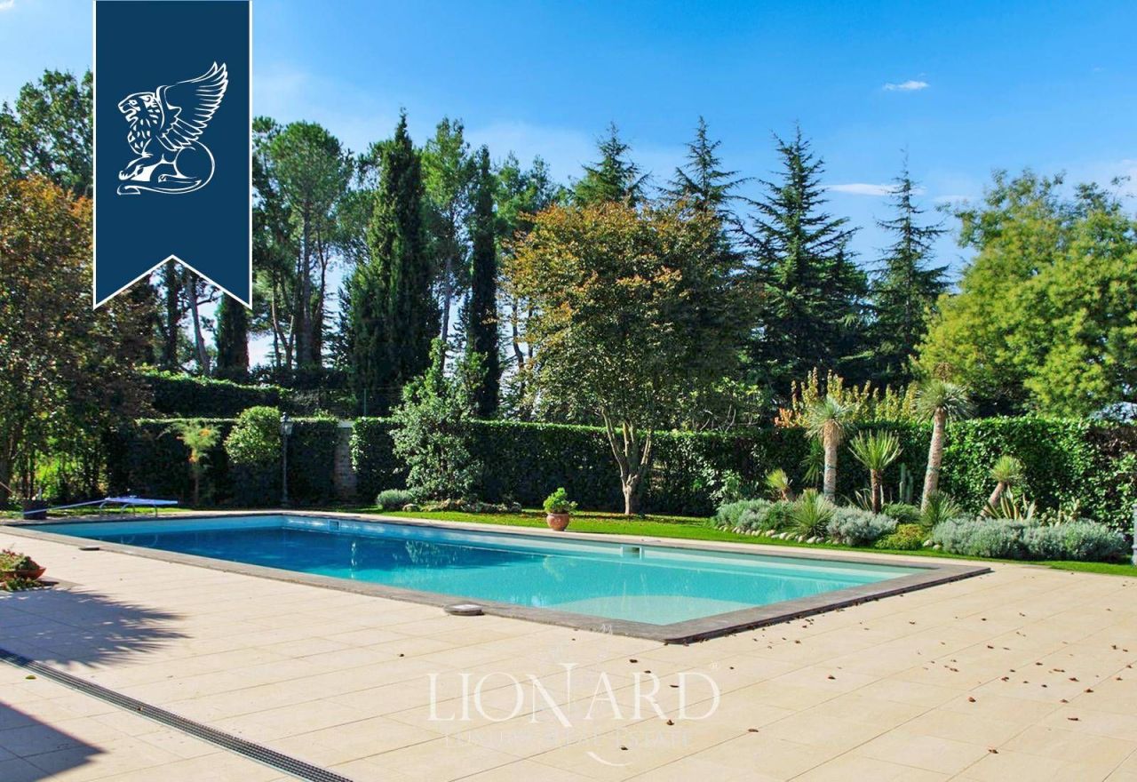 Villa a Roma, Italia, 970 m² - foto 4