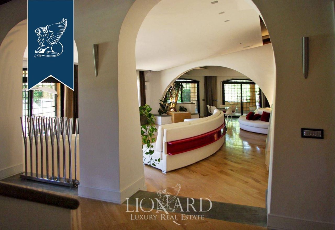 Villa a Roma, Italia, 970 m² - foto 5