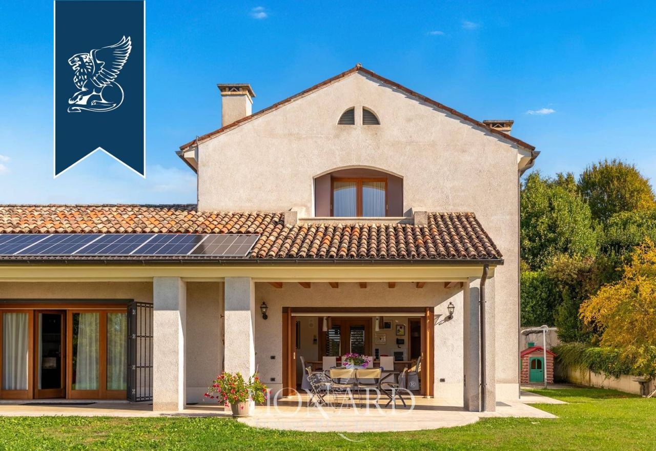 Villa in Conegliano, Italy, 600 m² - picture 6