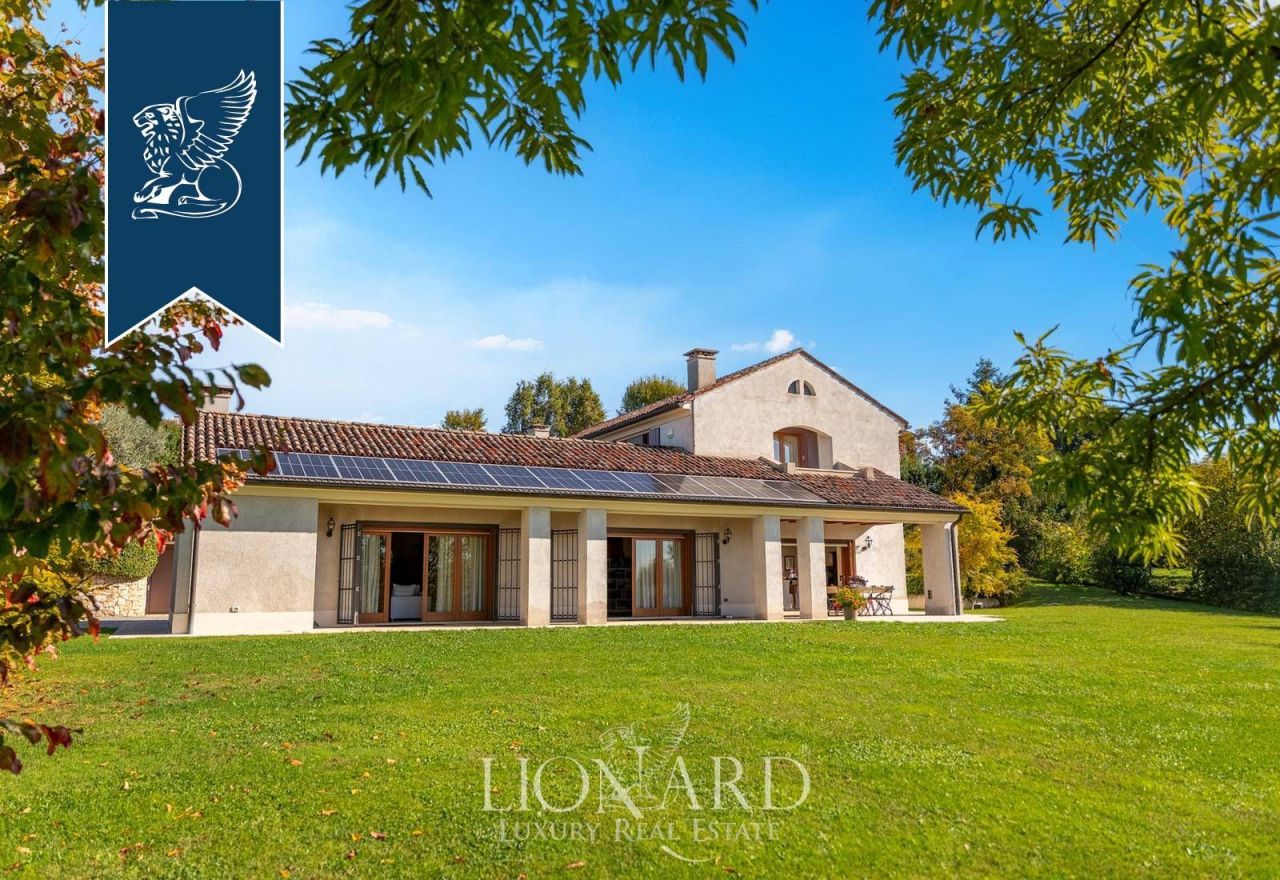 Villa in Conegliano, Italy, 600 m² - picture 7