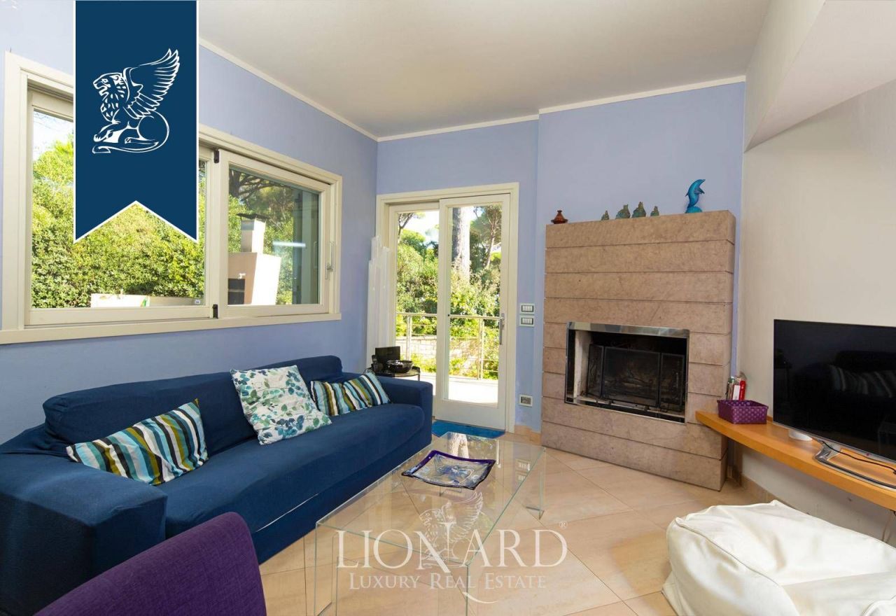 Villa à Castiglione della Pescaia, Italie, 300 m² - image 12