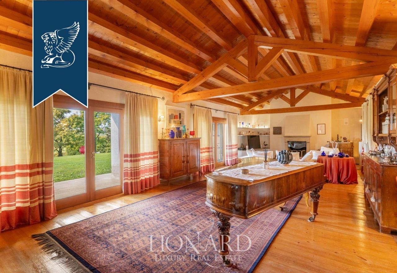 Villa in Conegliano, Italy, 600 m² - picture 14