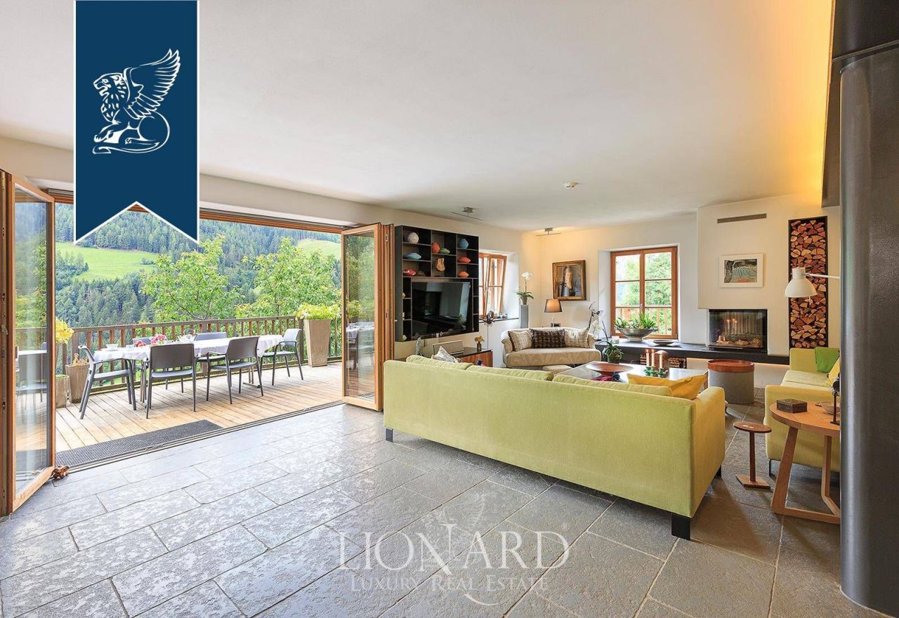 Villa in Bolzano, Italy, 950 m² - picture 18