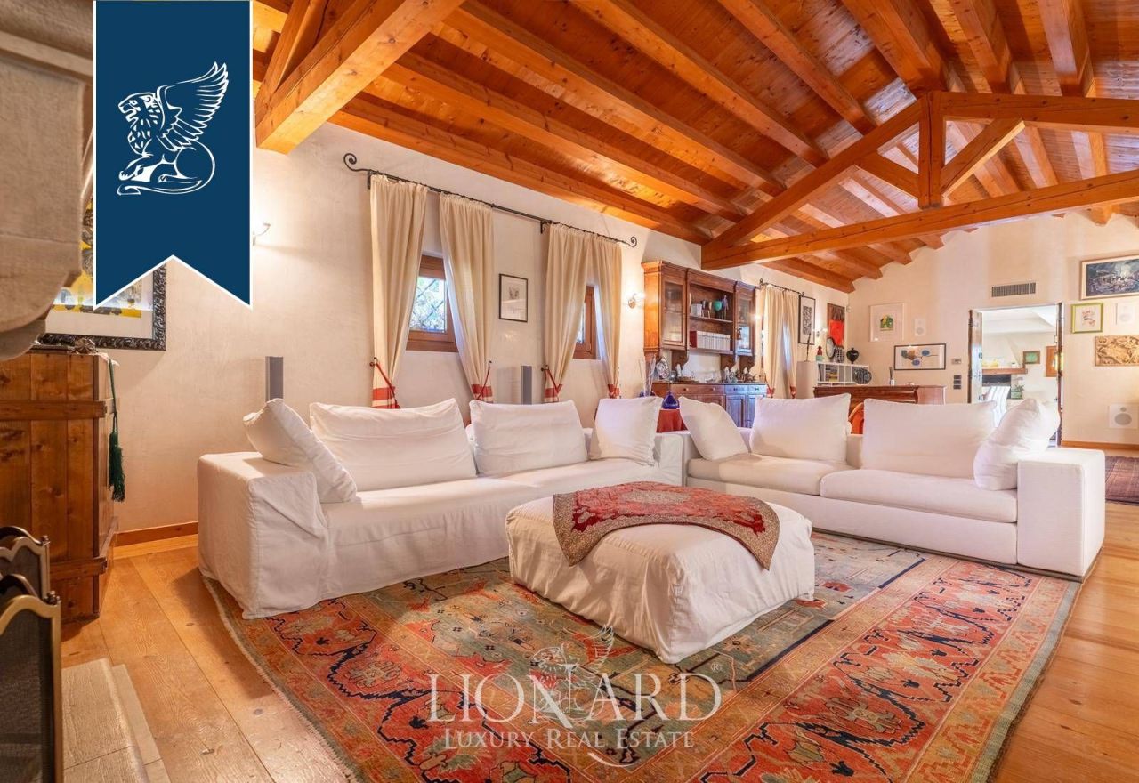 Villa in Conegliano, Italy, 600 m² - picture 18