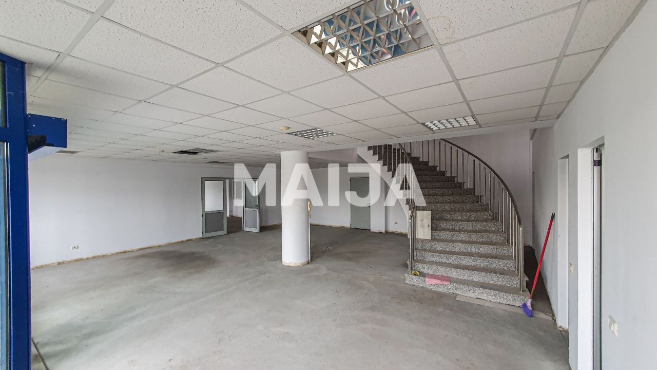 Office Craiova, Romania, 18 432 m² - picture 5