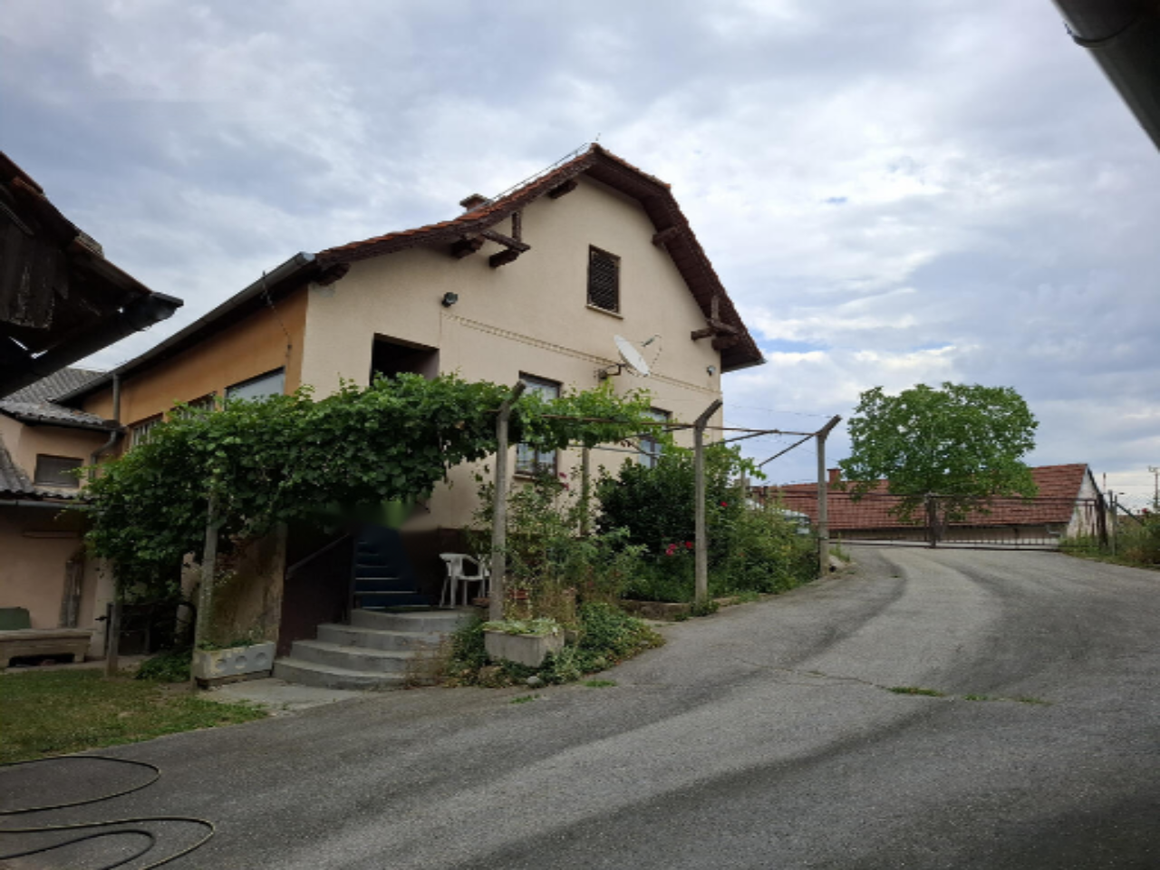 Haus in Idria, Slowenien, 129 m² - Foto 1