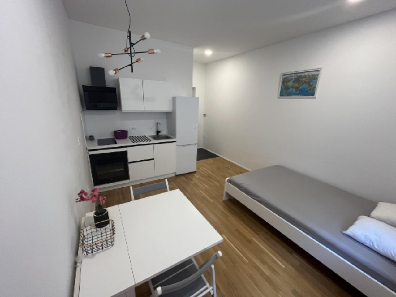 Flat in Ljubljana, Slovenia, 24 m² - picture 1