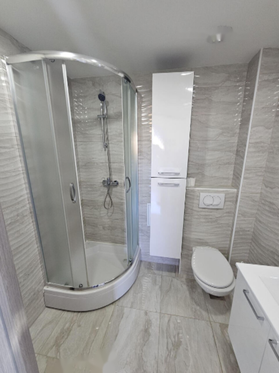 Flat in Ljubljana, Slovenia, 47 m² - picture 2