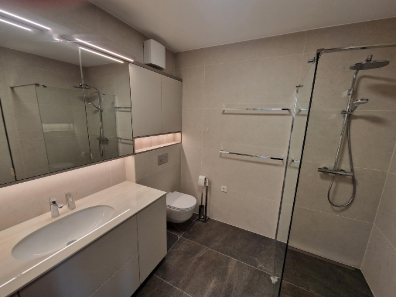 Flat in Ljubljana, Slovenia, 58 m² - picture 11