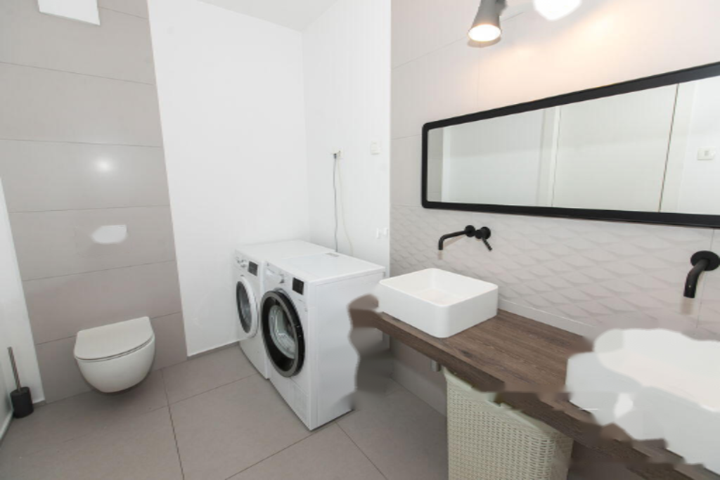 Flat in Ljubljana, Slovenia, 140 m² - picture 13