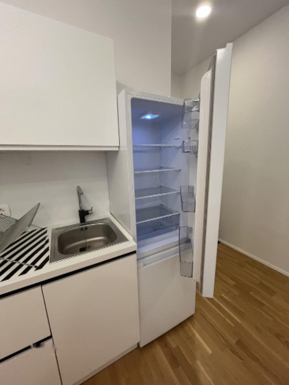 Flat in Ljubljana, Slovenia, 24 m² - picture 16