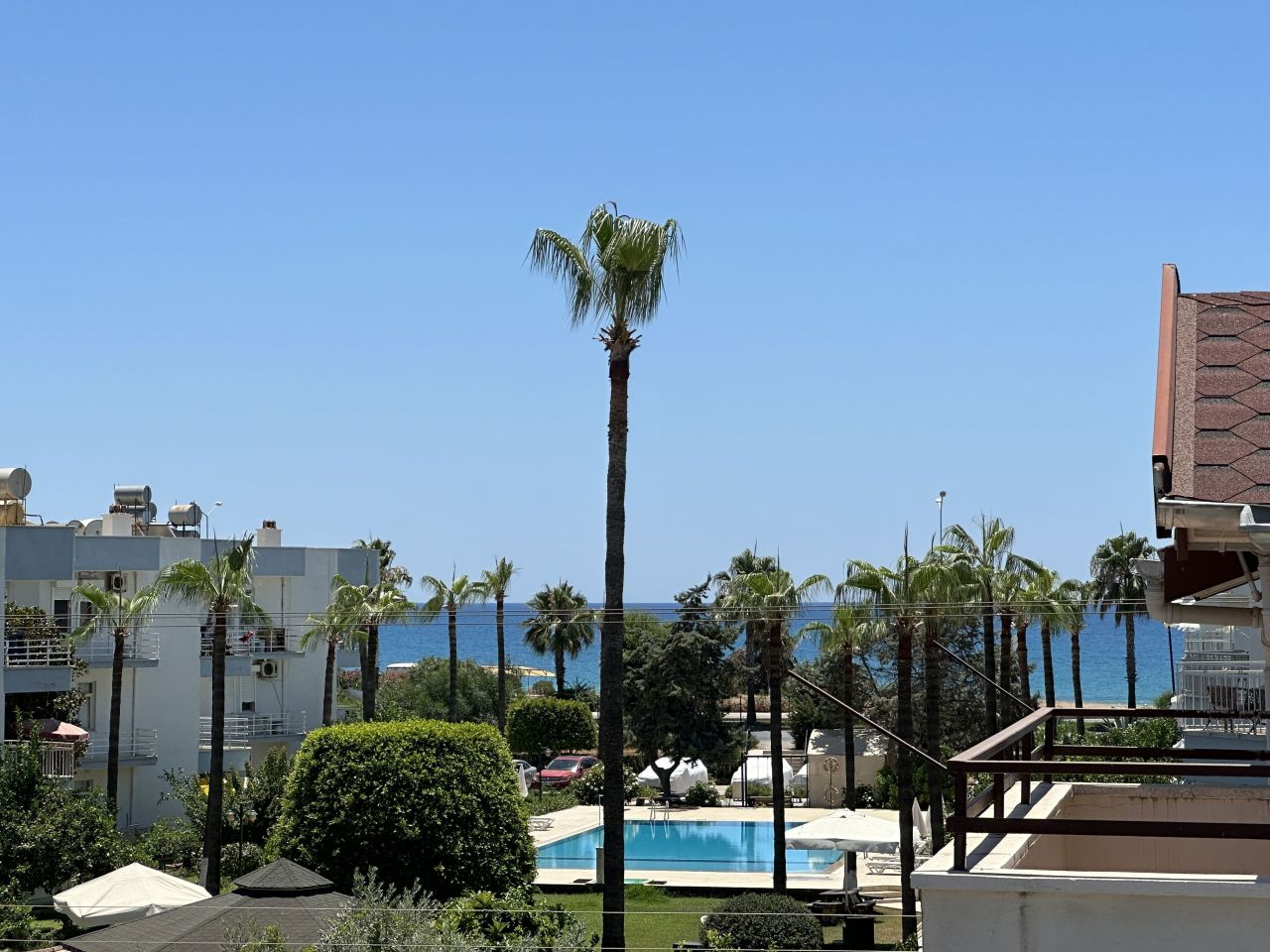 Villa in Alanya, Turkey, 300 m² - picture 1