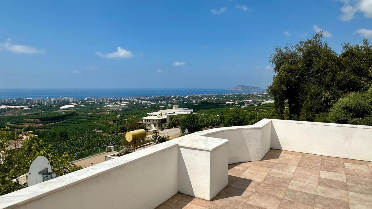 Villa a Alanya, Turchia, 220 m² - foto 1