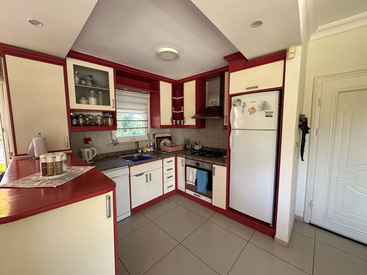 Villa in Alanya, Turkey, 300 m² - picture 6