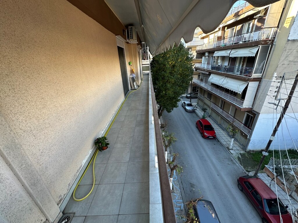 Flat in Thessaloniki, Greece, 70 m² - picture 11