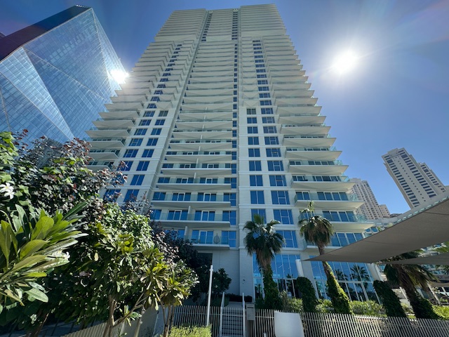 Apartment in Dubai, UAE, 85 m² - picture 2