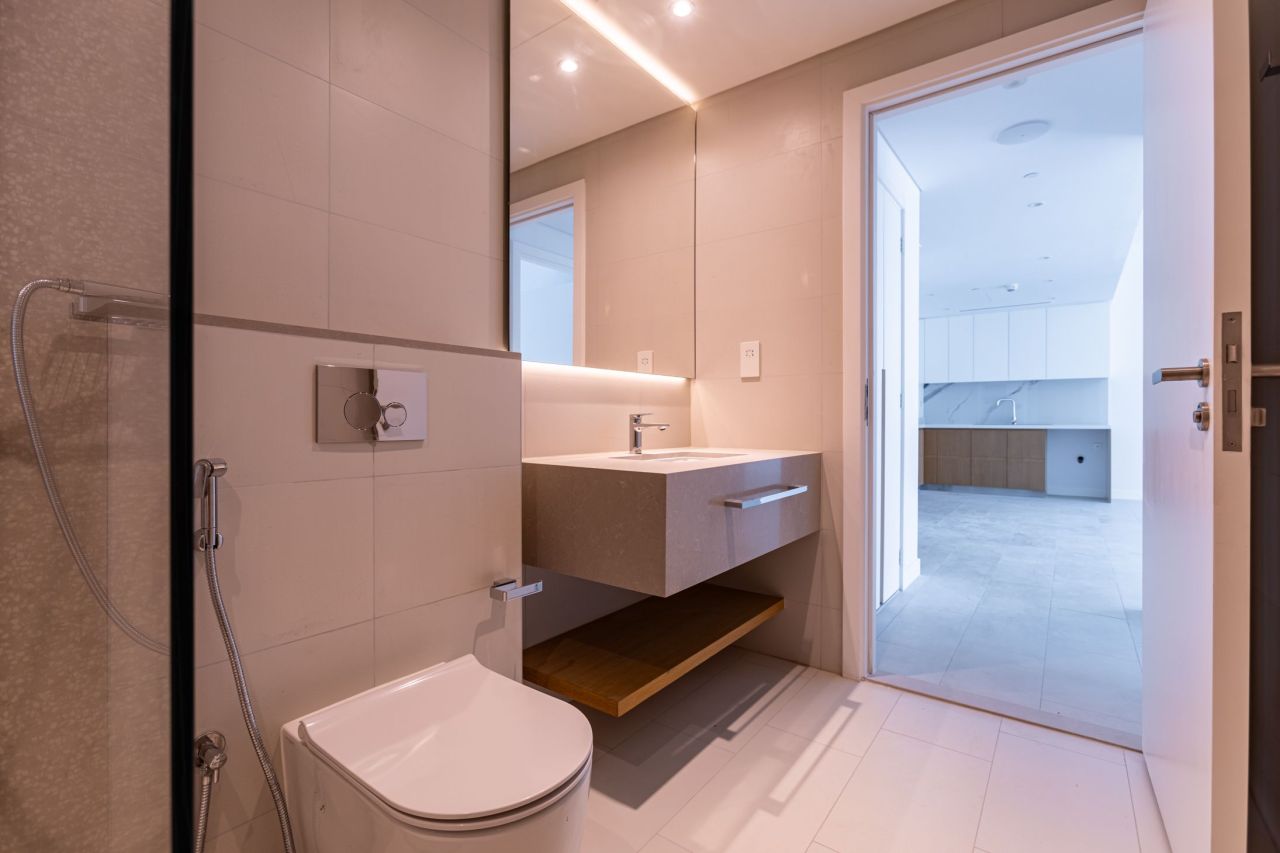 Apartment in Dubai, UAE, 85 m² - picture 8