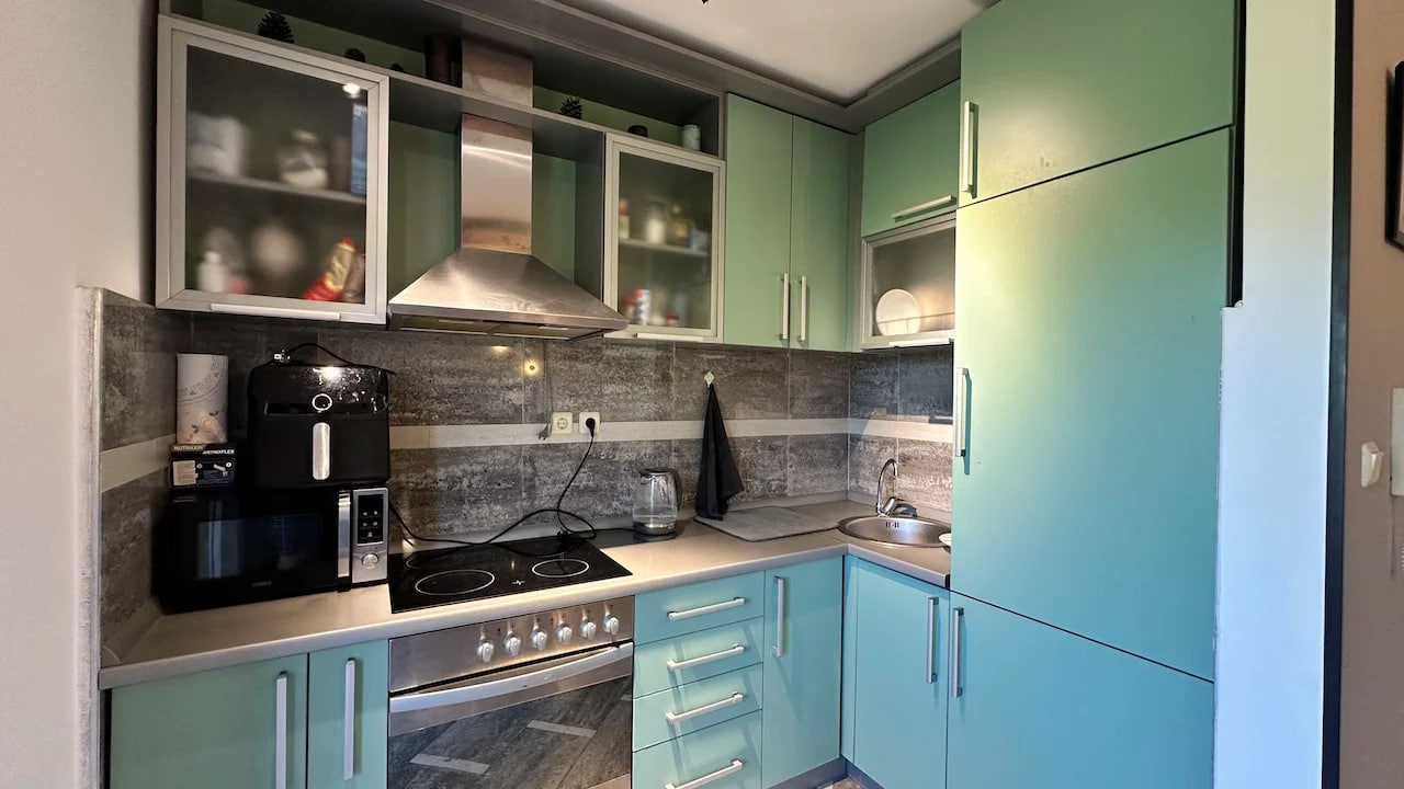 Flat in Budva, Montenegro, 65 m² - picture 4