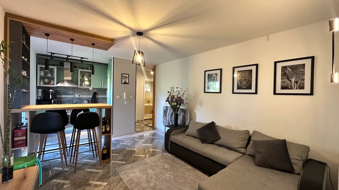 Flat in Budva, Montenegro, 65 m² - picture 1