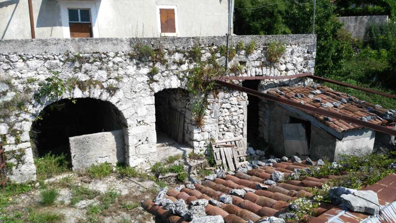 Terrain à Cetinje, Monténégro, 117 000 m² - image 7