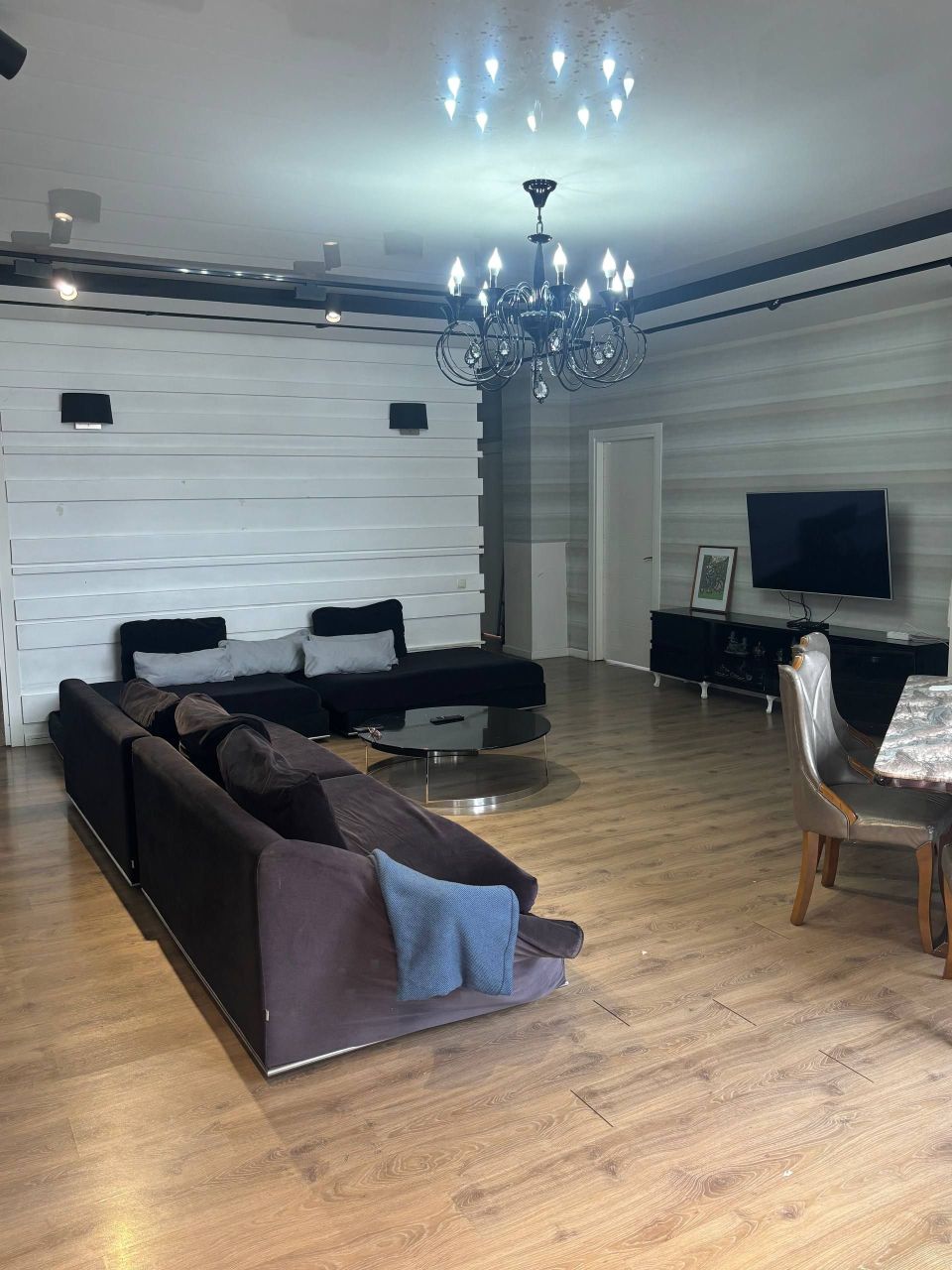 Wohnung in Batumi, Georgien, 162 m² - Foto 1