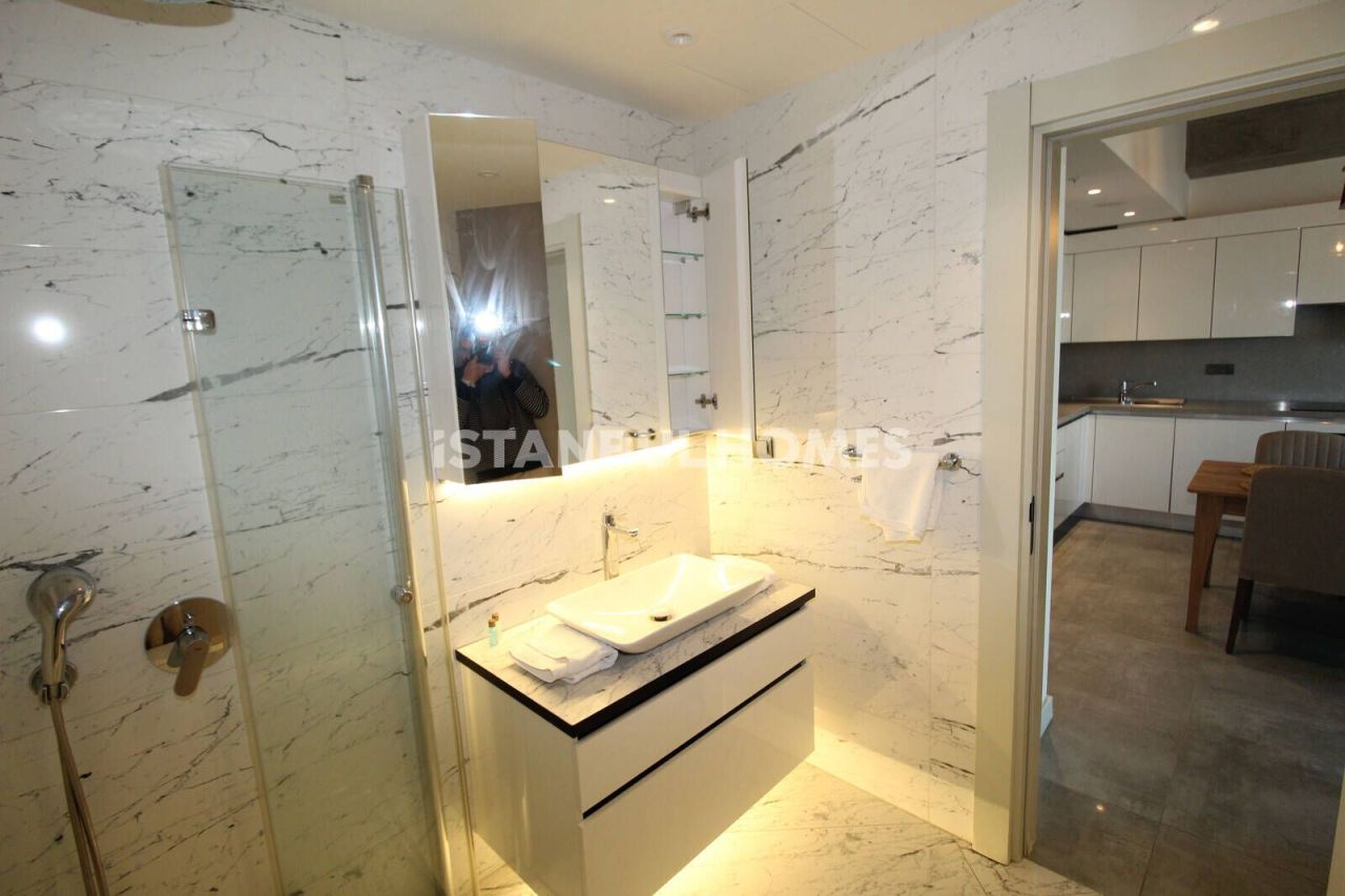 Apartment in Istanbul, Turkey, 83 m² - picture 17