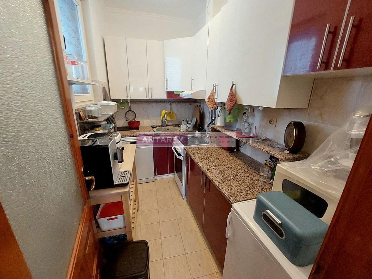 Apartment in Herceg-Novi, Montenegro, 91 m² - picture 3