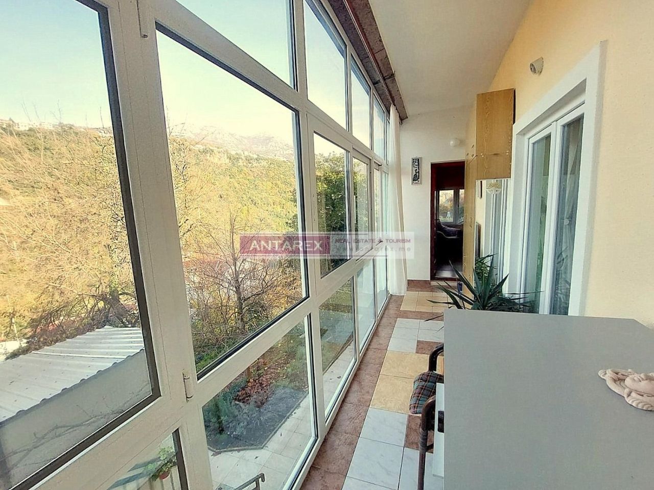 Apartment in Herceg-Novi, Montenegro, 91 m² - picture 6