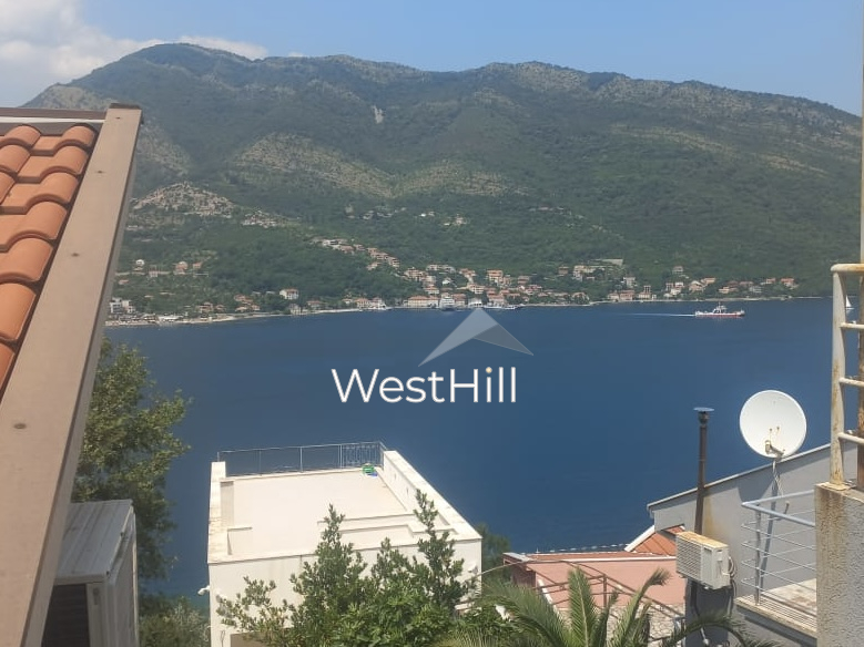 Casa a Lepetane, Montenegro, 120 m² - foto 3