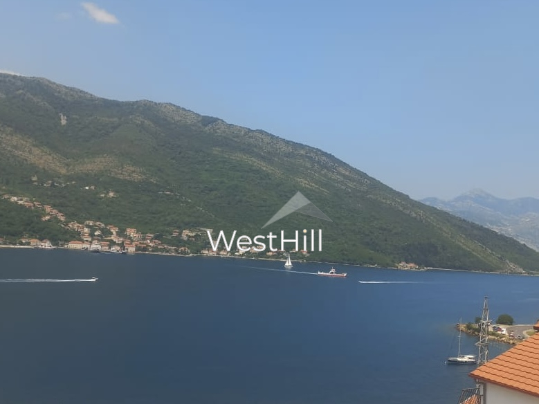 Casa a Lepetane, Montenegro, 120 m² - foto 5