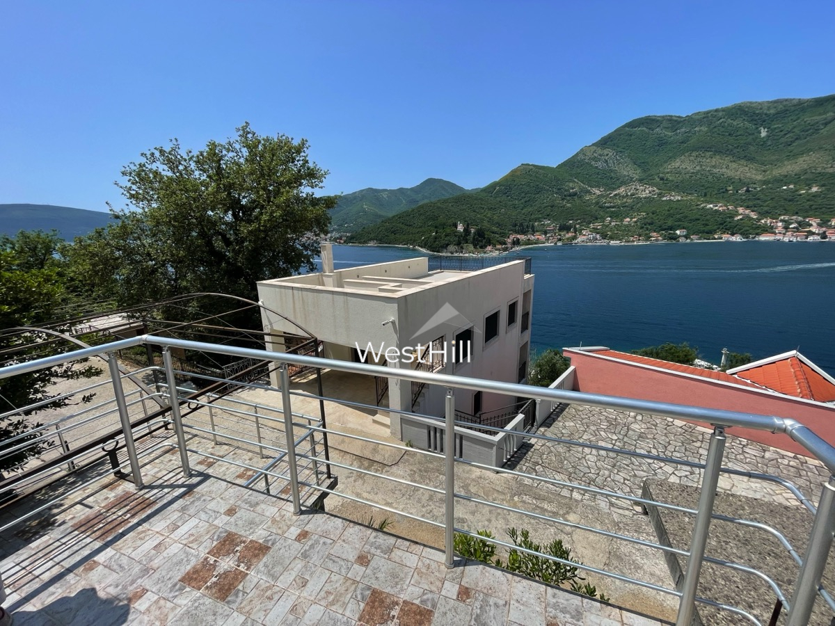 Casa a Lepetane, Montenegro, 120 m² - foto 6
