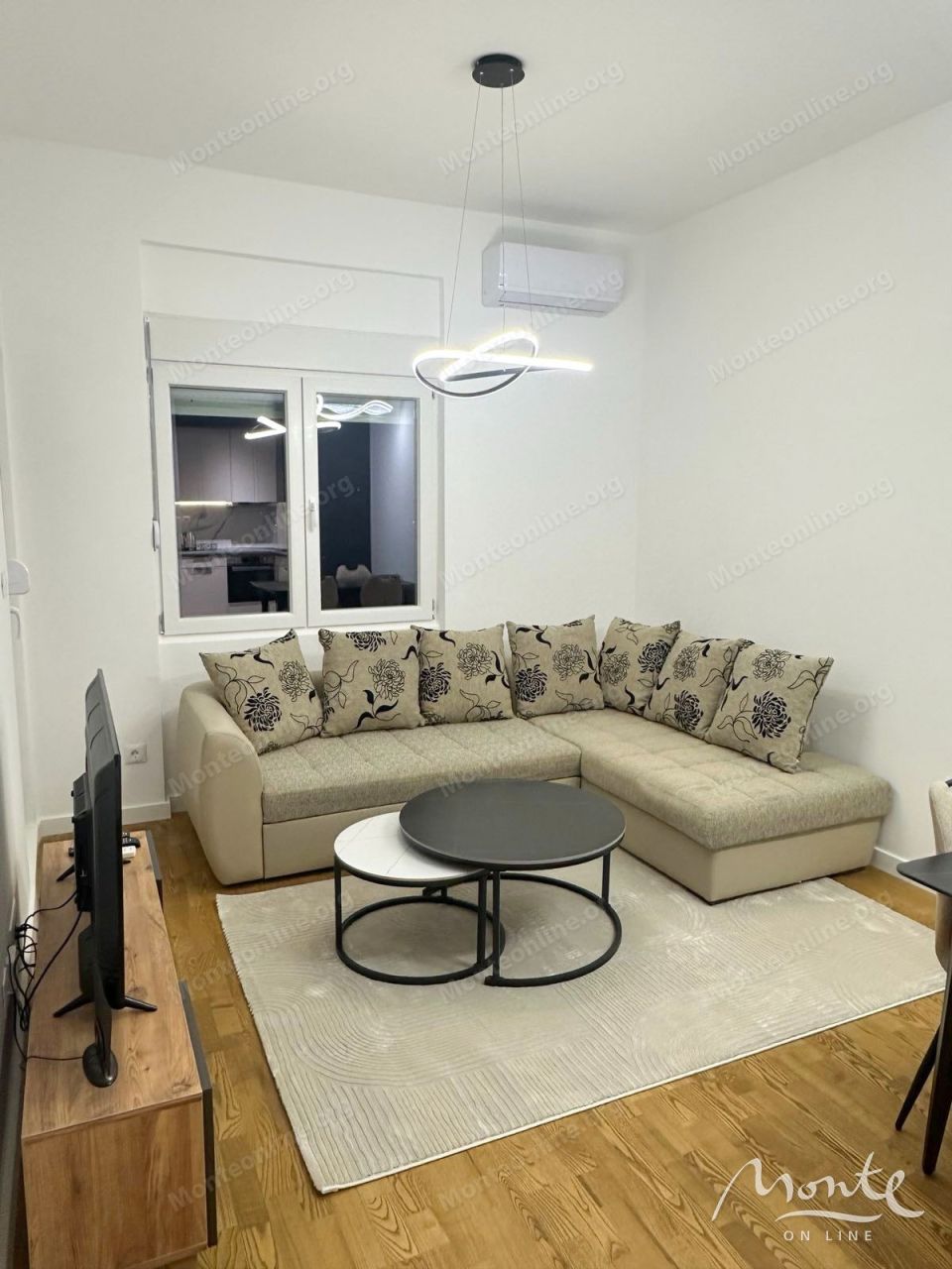 Apartment in Podgorica, Montenegro, 39 m² - picture 1