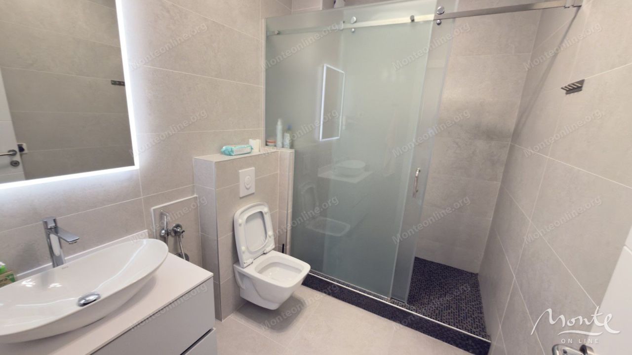 Apartment in Becici, Montenegro, 104 m² - picture 17