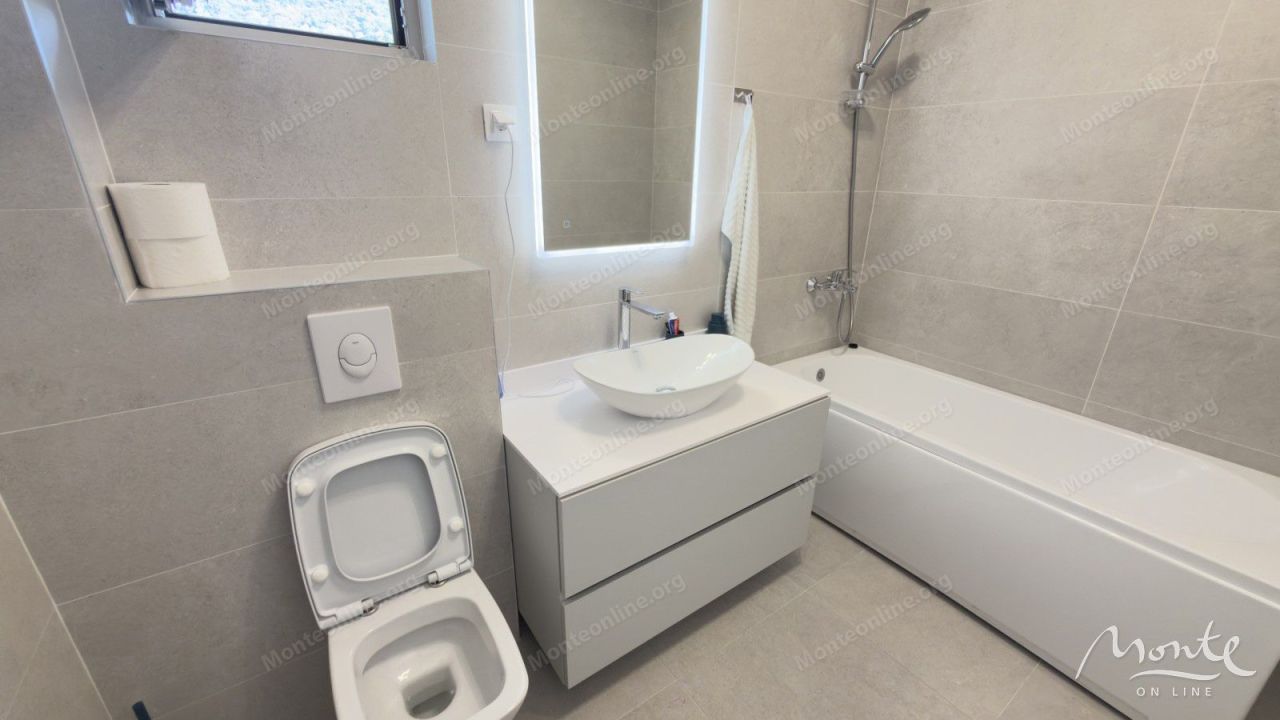 Apartment in Becici, Montenegro, 104 m² - picture 19