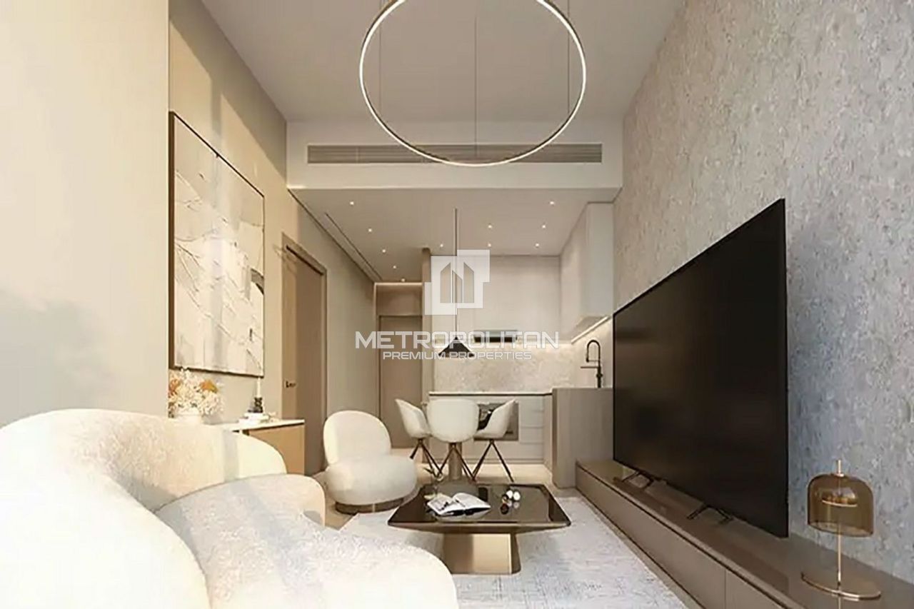 Apartment in Dubai, UAE, 36 m² - picture 1