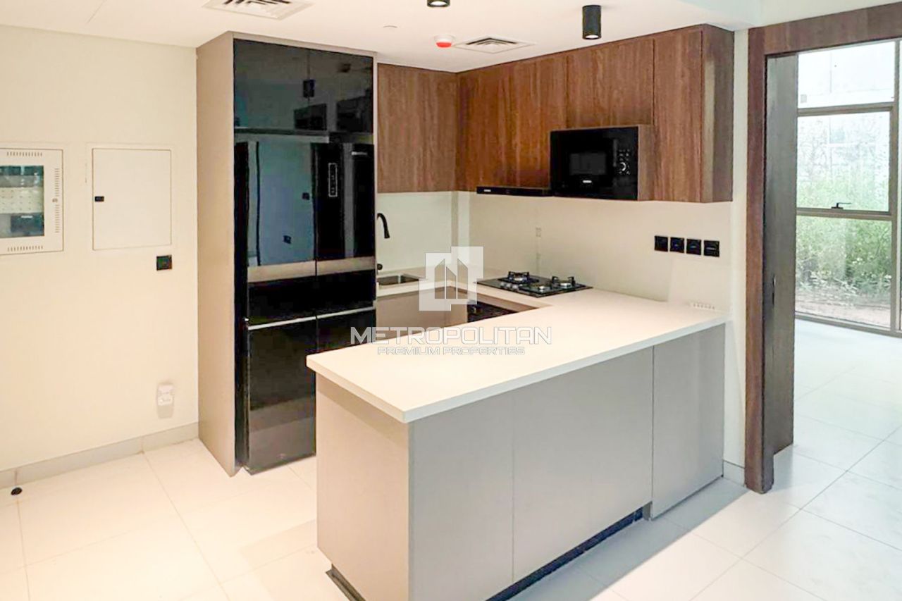 Apartment in Dubai, UAE, 78 m² - picture 2