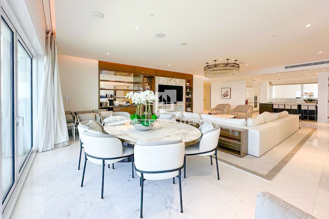 Apartment in Dubai, UAE, 314 m² - picture 5