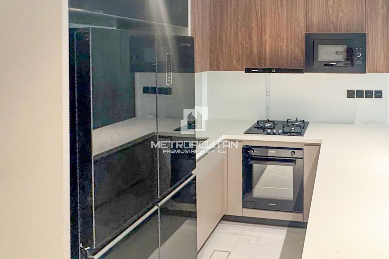 Apartment in Dubai, UAE, 78 m² - picture 8