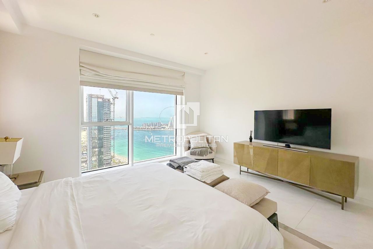 Apartment in Dubai, UAE, 314 m² - picture 10