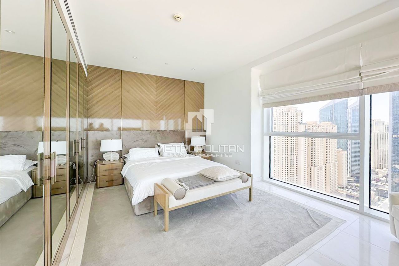 Apartment in Dubai, UAE, 314 m² - picture 11