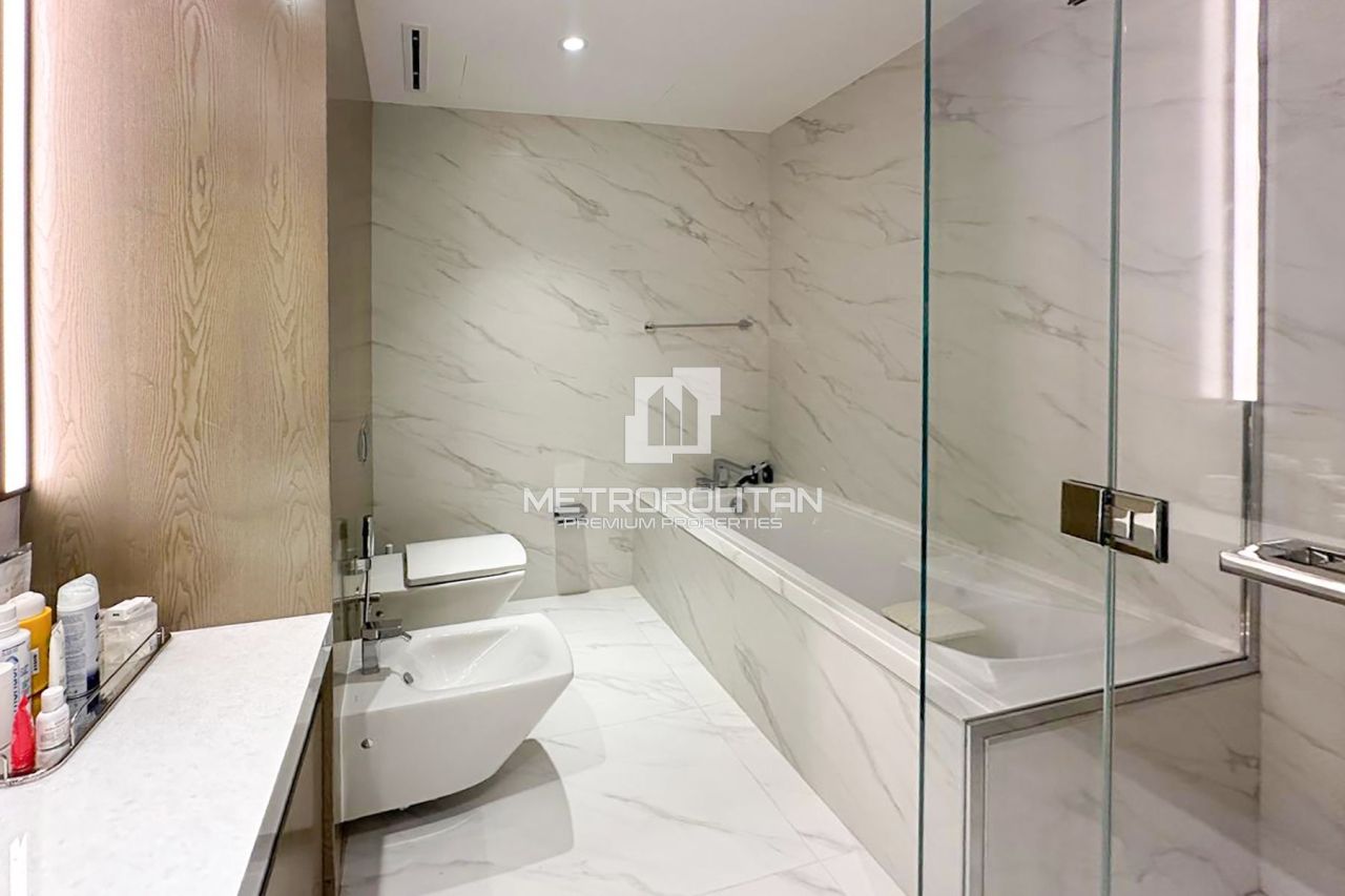 Apartment in Dubai, UAE, 314 m² - picture 18