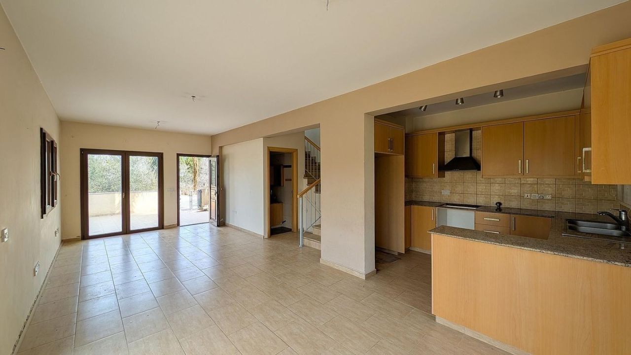 Villa en Lárnaca, Chipre, 98 m² - imagen 8