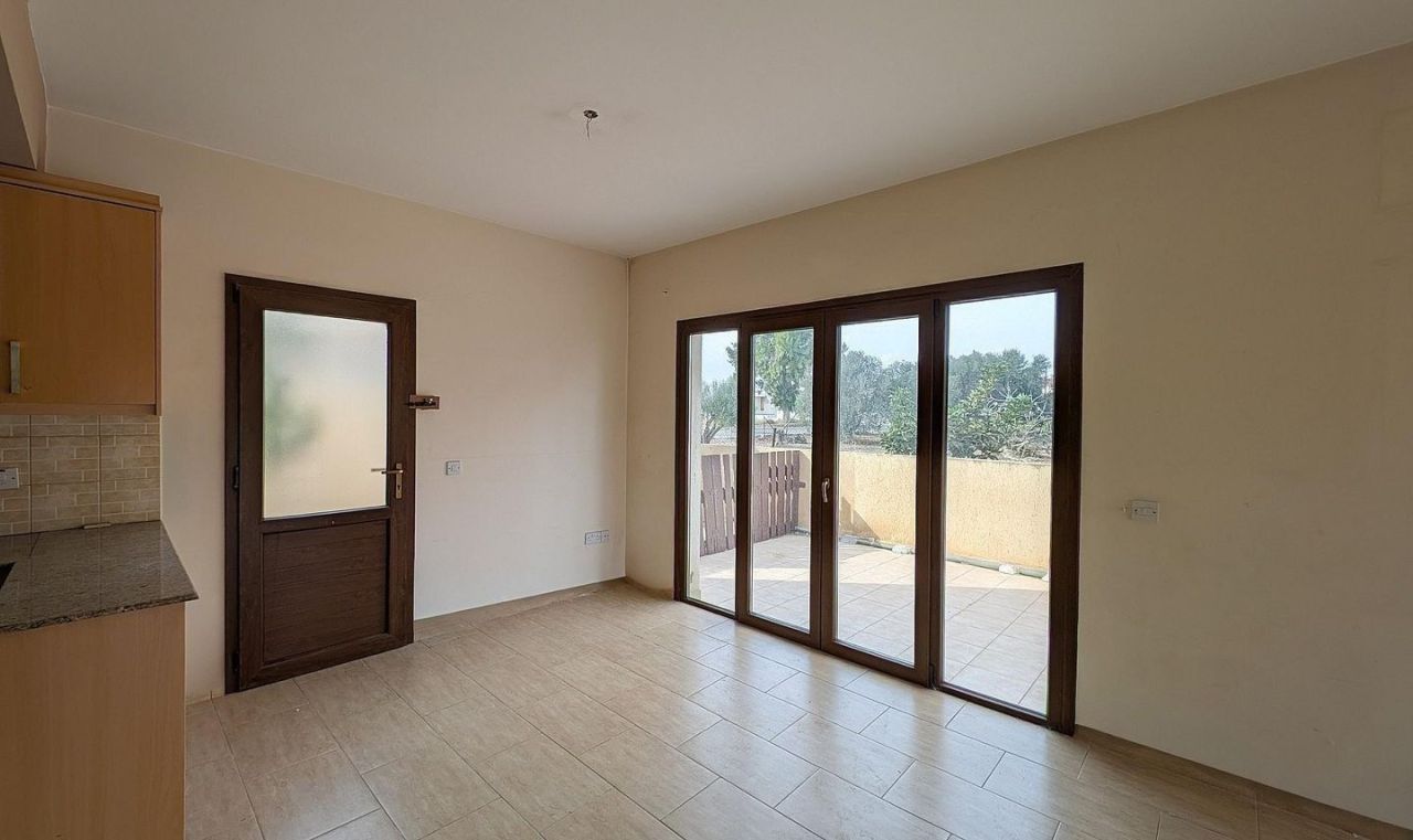 Villa en Lárnaca, Chipre, 98 m² - imagen 9