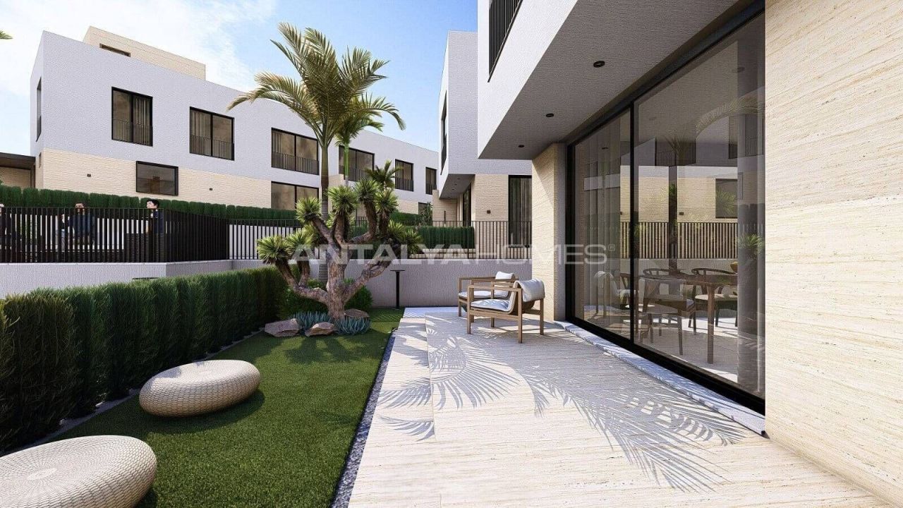 Villa in Antalya, Türkei, 227 m² - Foto 1