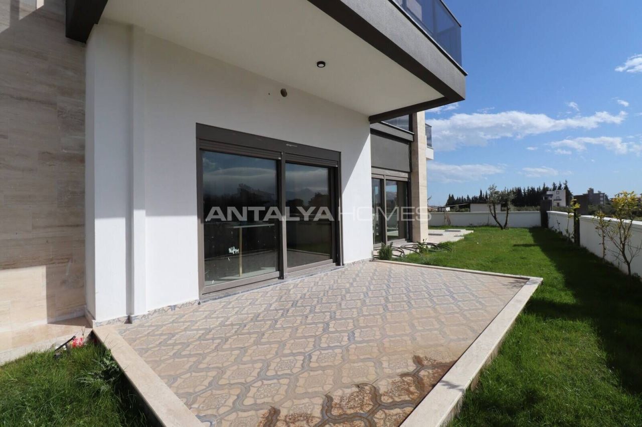 Villa à Antalya, Turquie, 300 m² - image 2